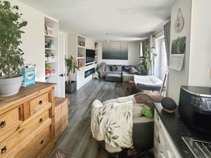 Photo 8- click for photo gallery